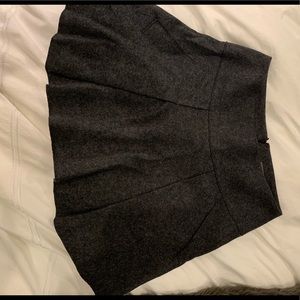 Vince grey wool skirt size 2